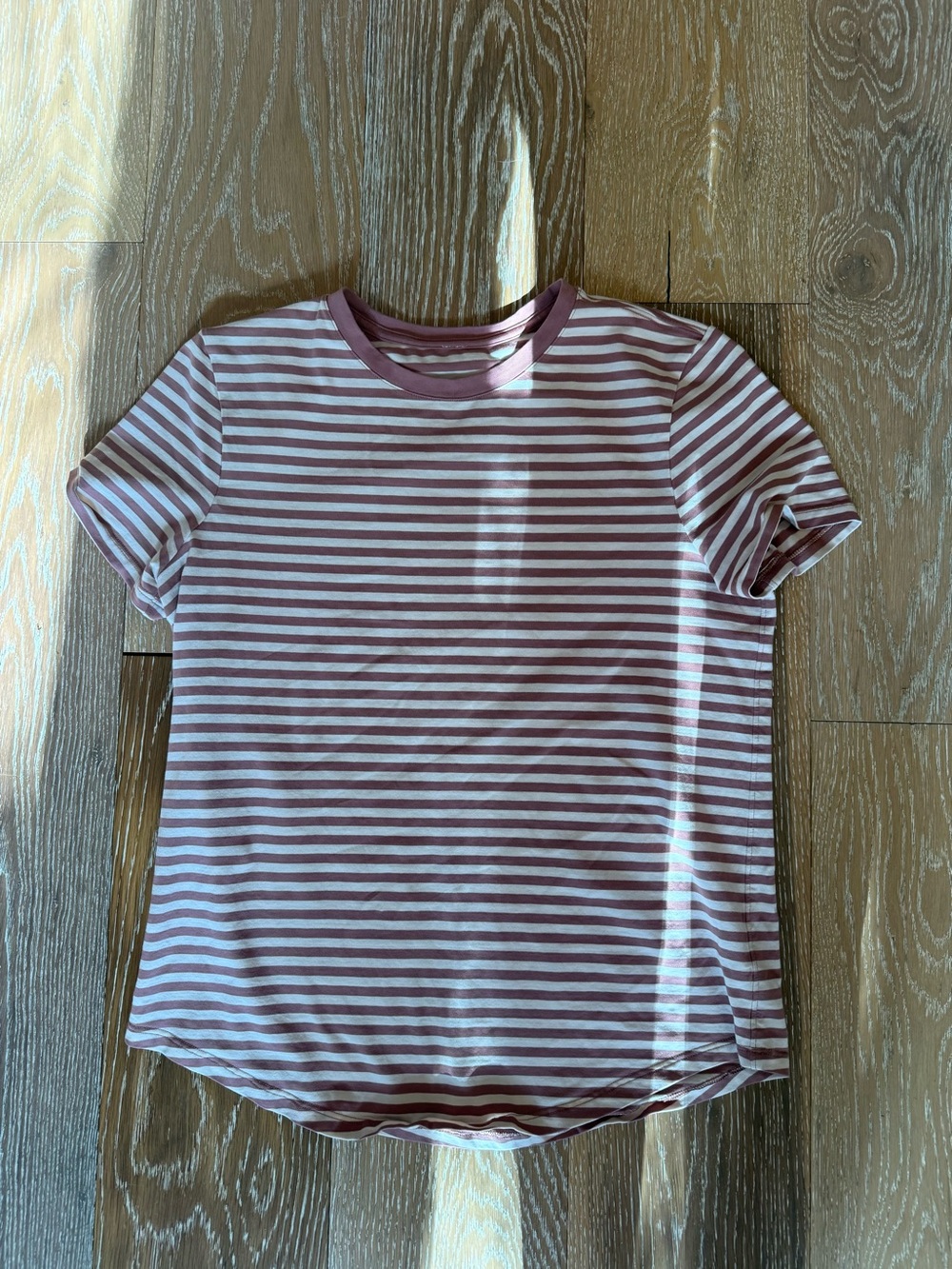 Lululemon Love Crew pink and white striped size 6 NWOT - Picture 2 of 4
